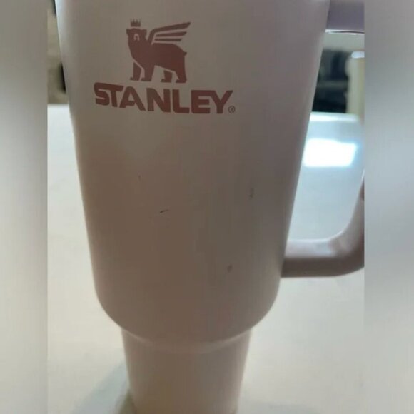 Stanley Tumbler 40 oz Rose Quartz - Picture 2 of 3